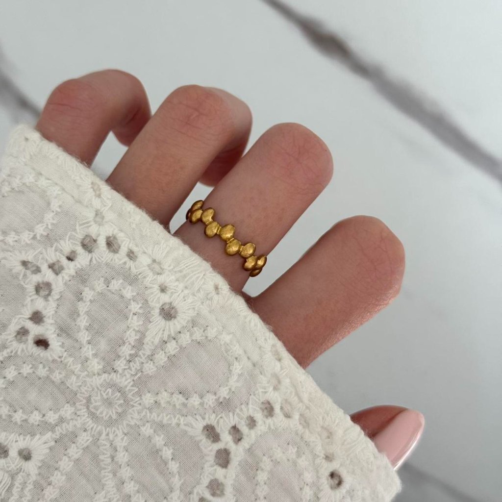 Sku0220 Gold Ring Made Of High-Quality Materials Stainless Steel Waterproof 14$
